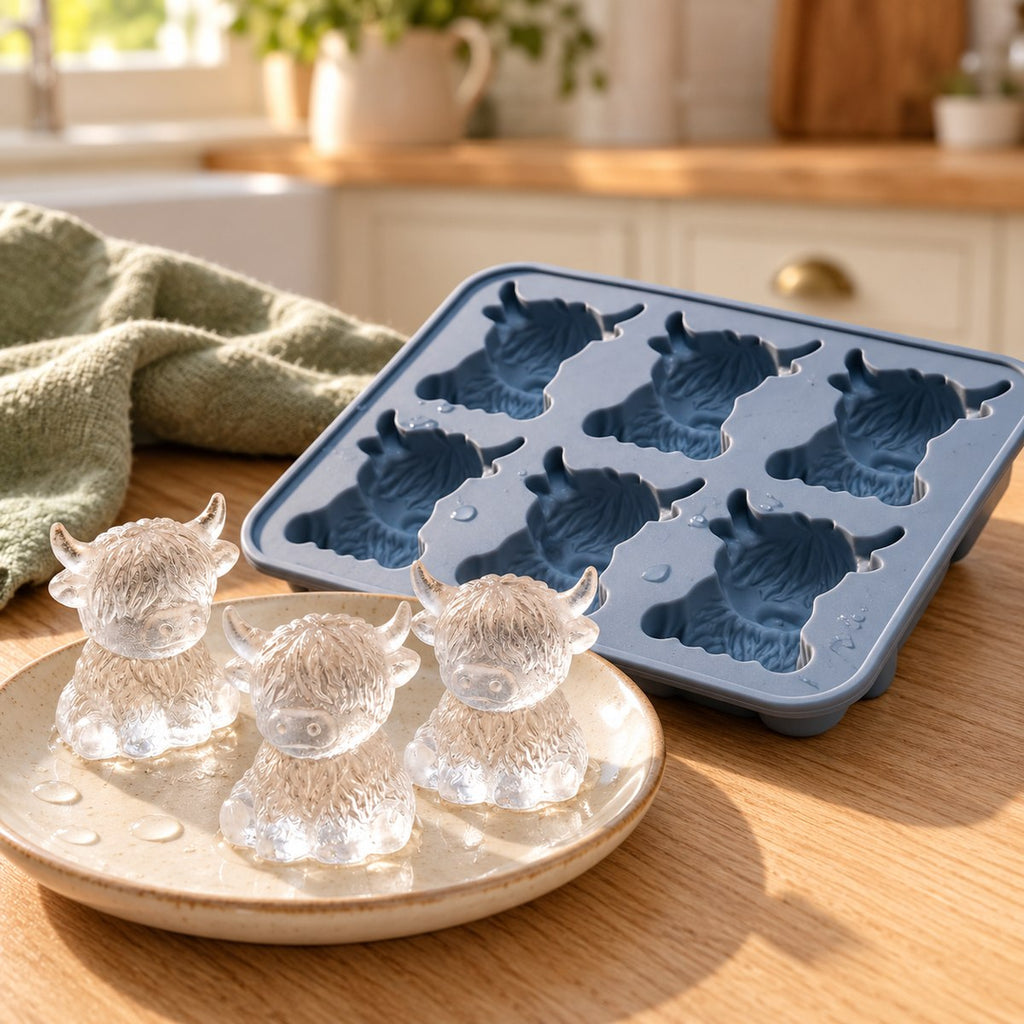 Highland Cow Ice Cube Tray – Blue or Pink